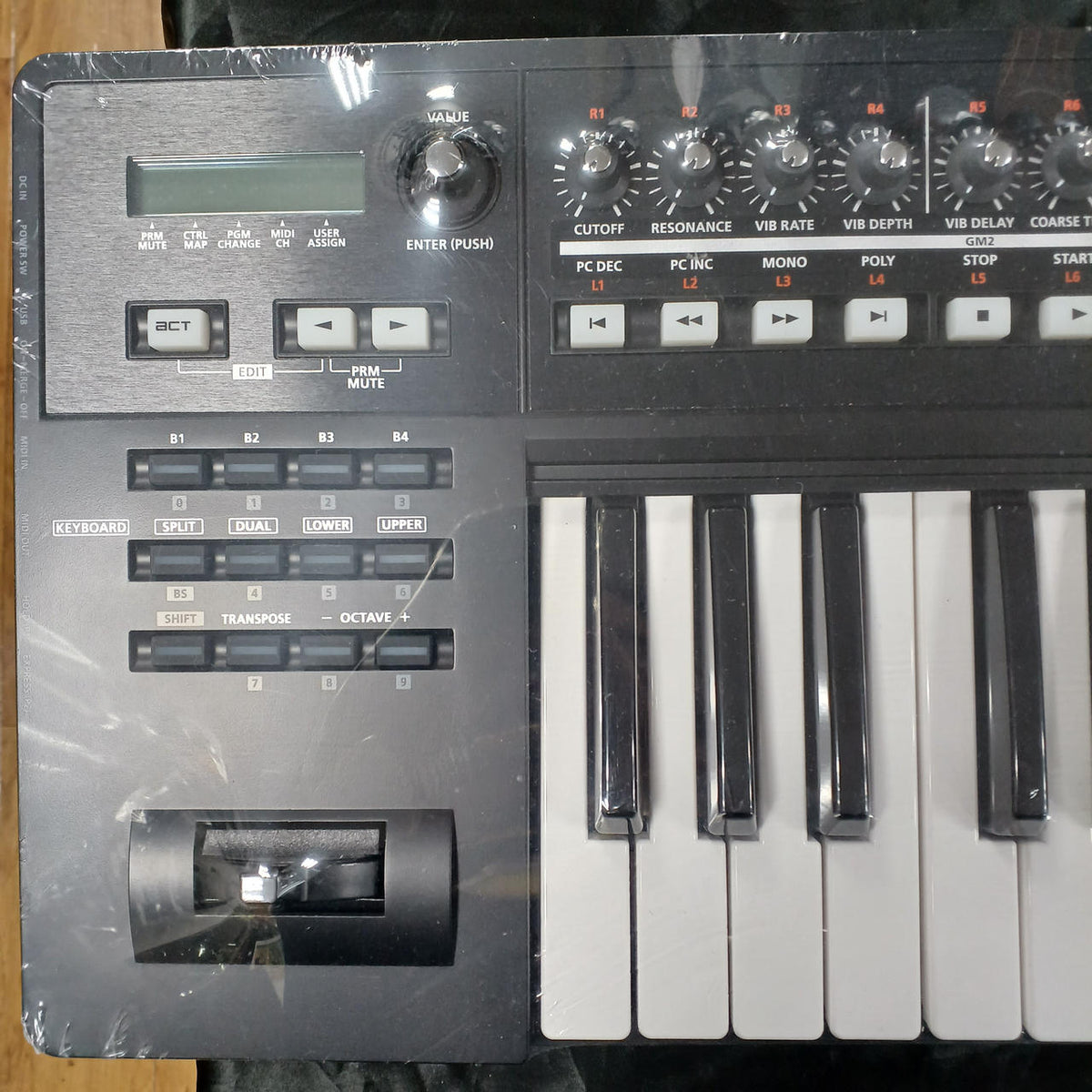 ROLAND MIDI Keyboard A-300PRO - Banzai Thrifting | BanzaiHobby