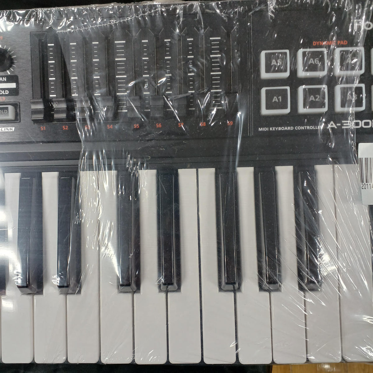 ROLAND MIDI Keyboard A-300PRO - Banzai Thrifting | BanzaiHobby