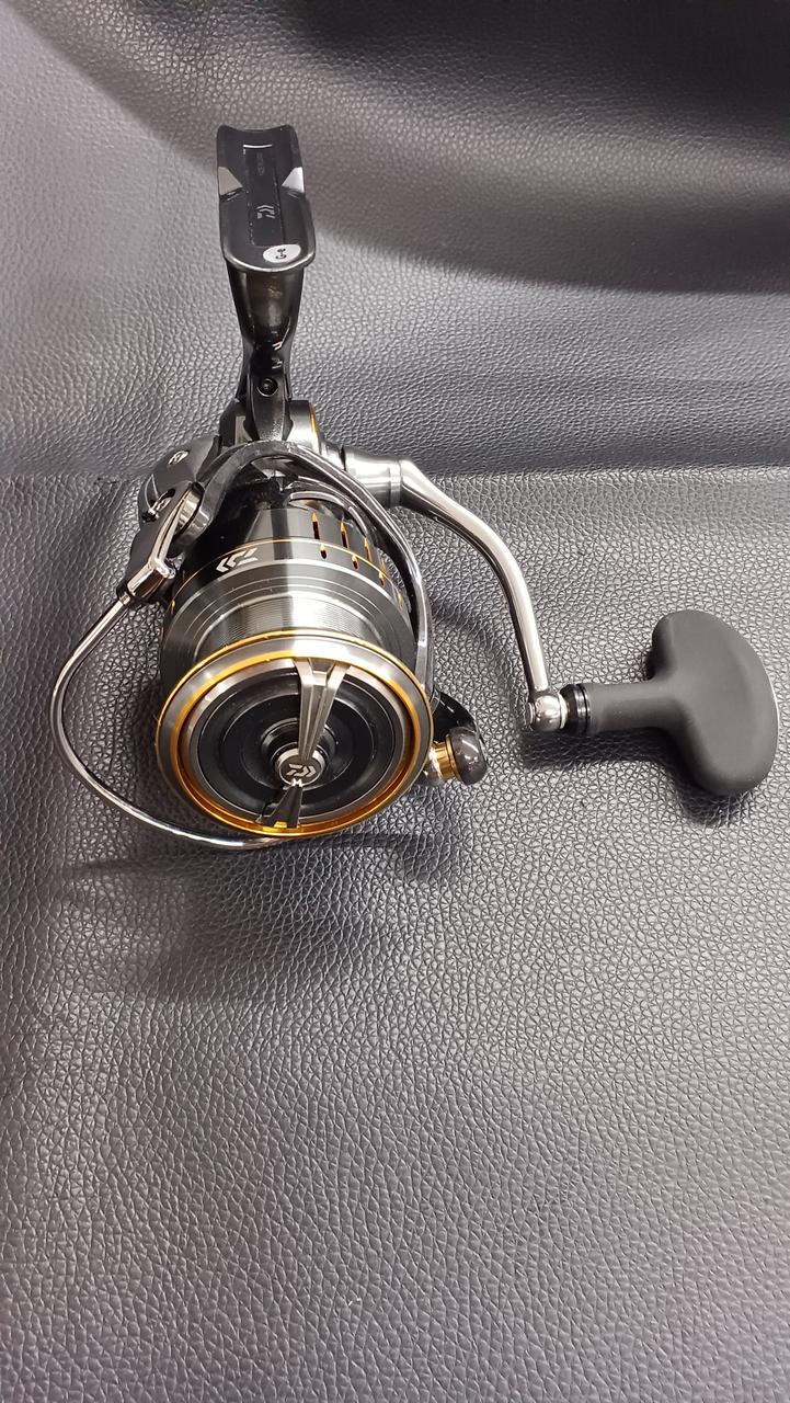 daiwa 3000-b spinning reel Saltist Back Bay LT 3000MD Reels J&H Tackle The larger tooth pattern on these gears significantly extends their lifespan Daiwa Reel BG Spinning