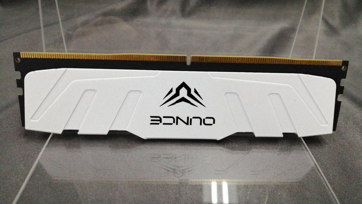 ACCLAMAROR Memory: DDR5 32GB-5600MHZ