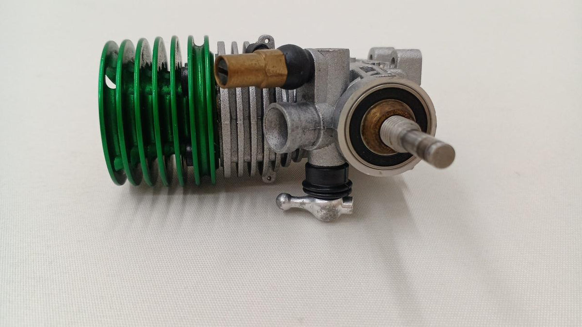 AMR Engine mount AMR09CZ First press limited full set - Banzai Thrifting | BanzaiHobby