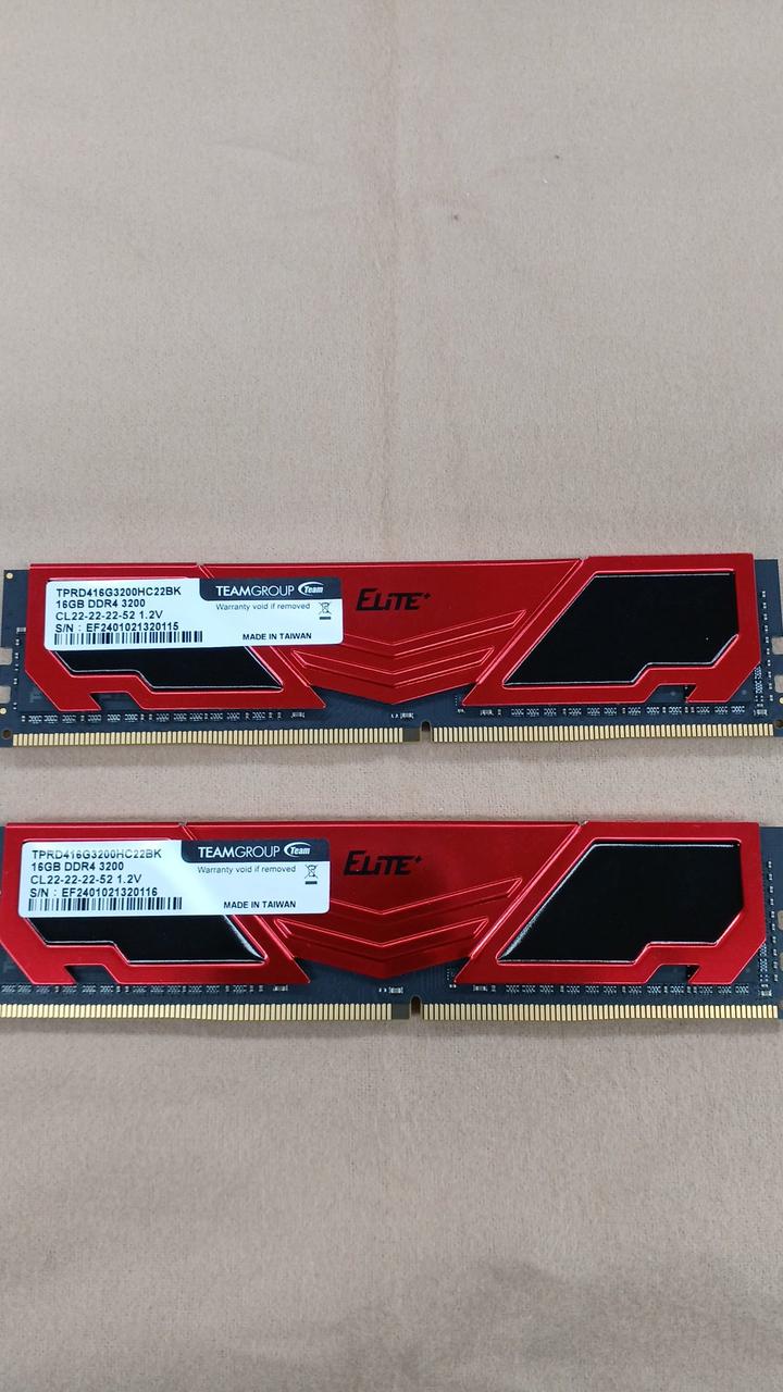 TEAMGROUP DDR4 Memory TPRD416G3200HC22BK