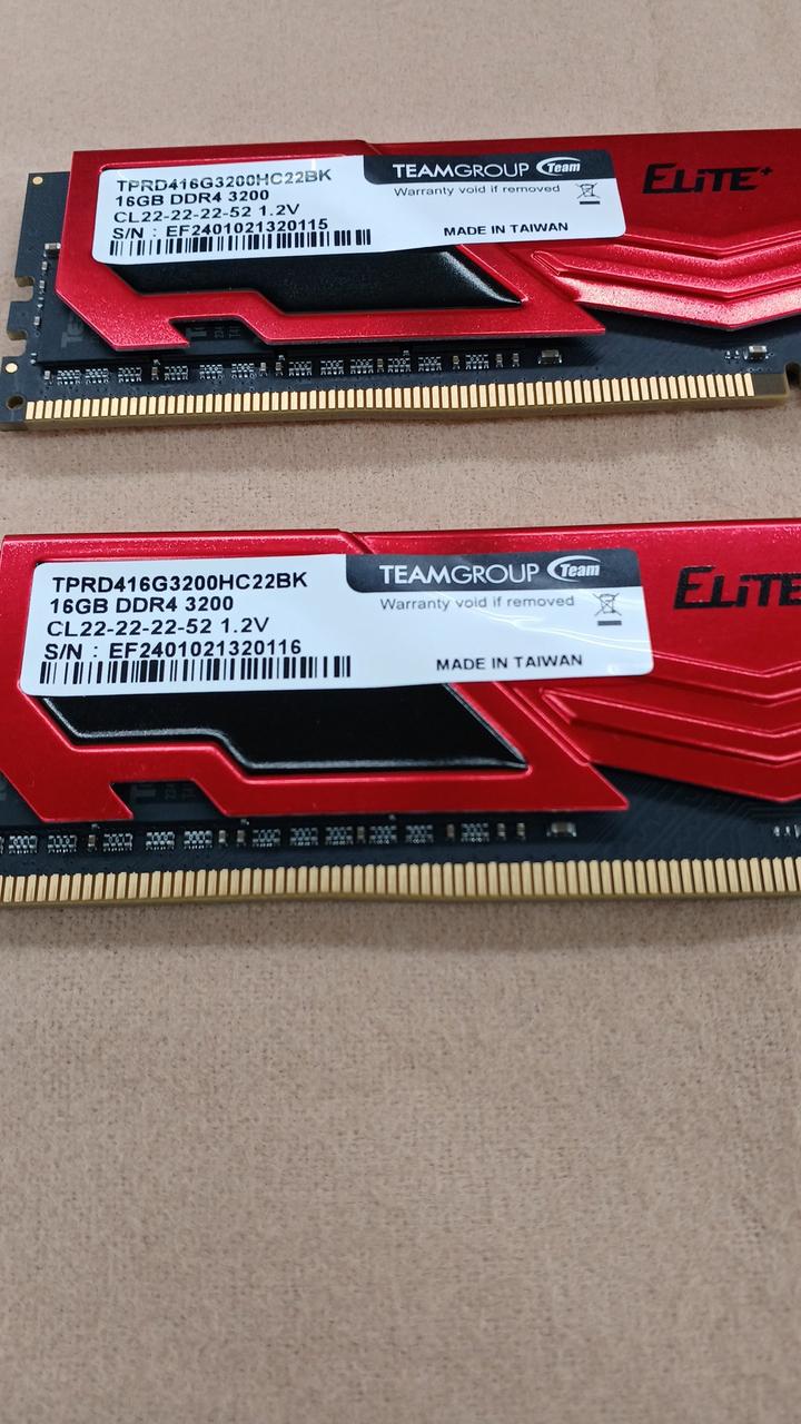 TEAMGROUP DDR4 Memory TPRD416G3200HC22BK