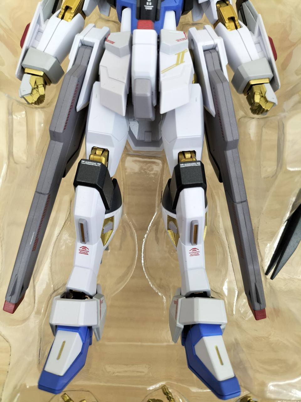 BANDAI Chogokin Metal Robot Spirits Strike Freedom Gundam Type 2