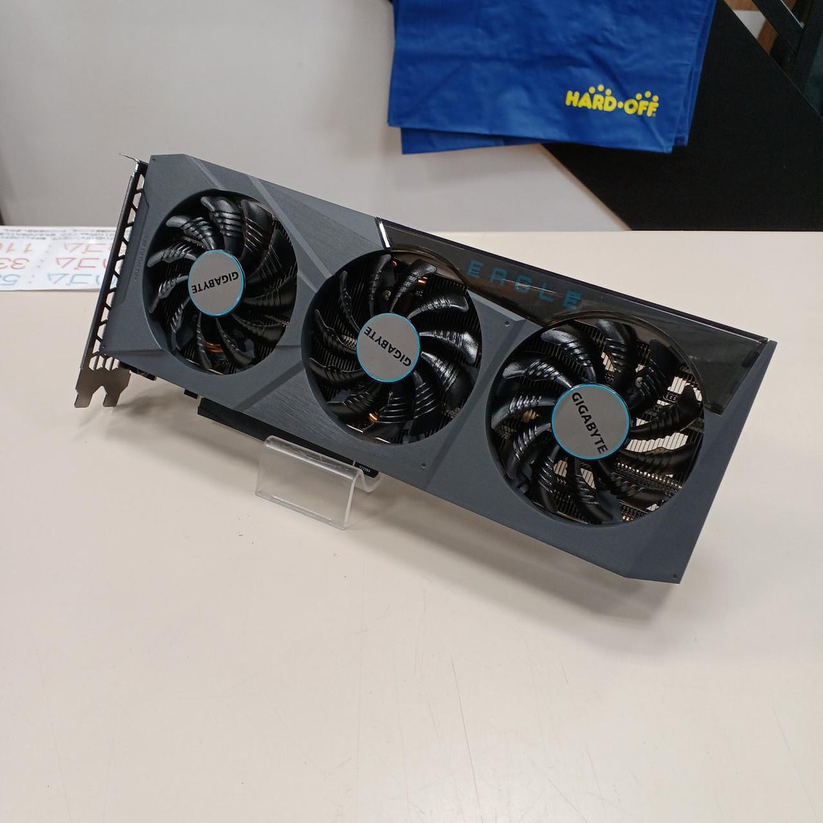 GIGABYTE Graphics Board: GEFORCE RTX 3060TI GV-N306TXEA