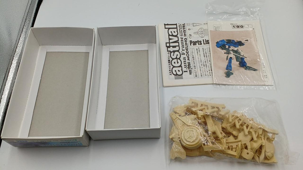Kotobukiya Martian Successor Nadesico Garage Kit Esteballis (Lunar Frame) - Banzai Thrifting | BanzaiHobby