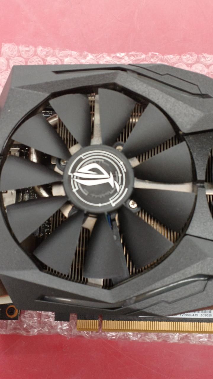 ASUS Graphics Board: STRIX-GTX1070-O8G-GAMING