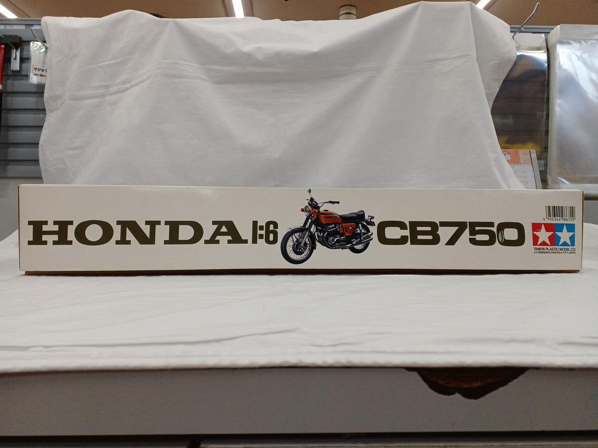 TAMIYA Plastic Model 1/6 HONDA CB750FOUR - Banzai Thrifting | BanzaiHobby