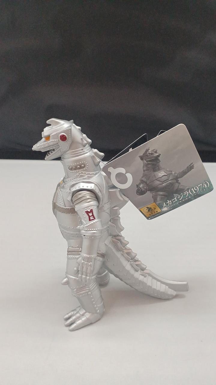 BANDAI Godzilla Store Exclusive Movie Monster Series: Mechagodzilla (1974) - Banzai Thrifting | BanzaiHobby