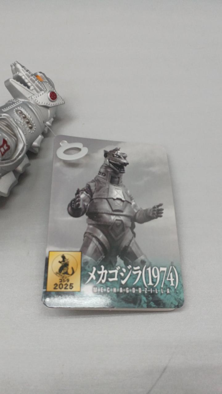 BANDAI Godzilla Store Exclusive Movie Monster Series: Mechagodzilla (1974) - Banzai Thrifting | BanzaiHobby
