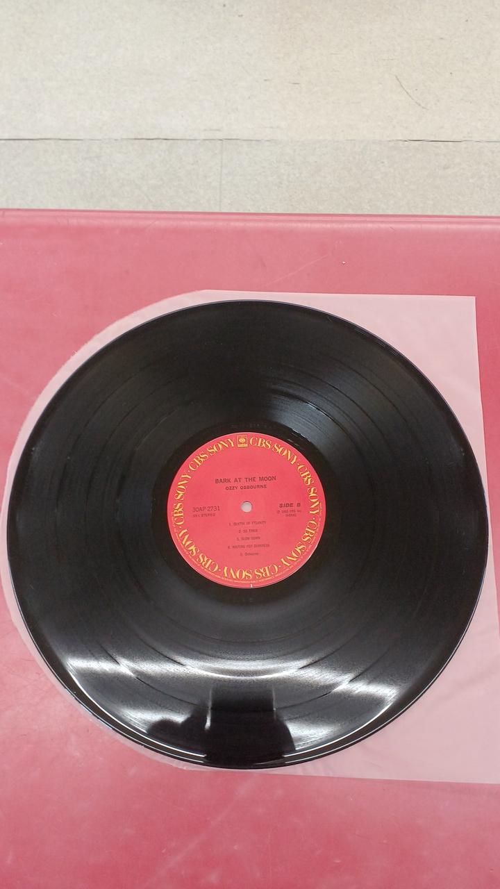 CBS/SONY Western Music Ozzy Osbourne / Howling at the Moon