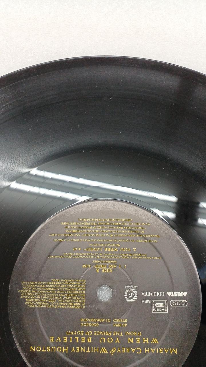 - MARIAH CAREY & WHITNEY HOUSTON 666520 6