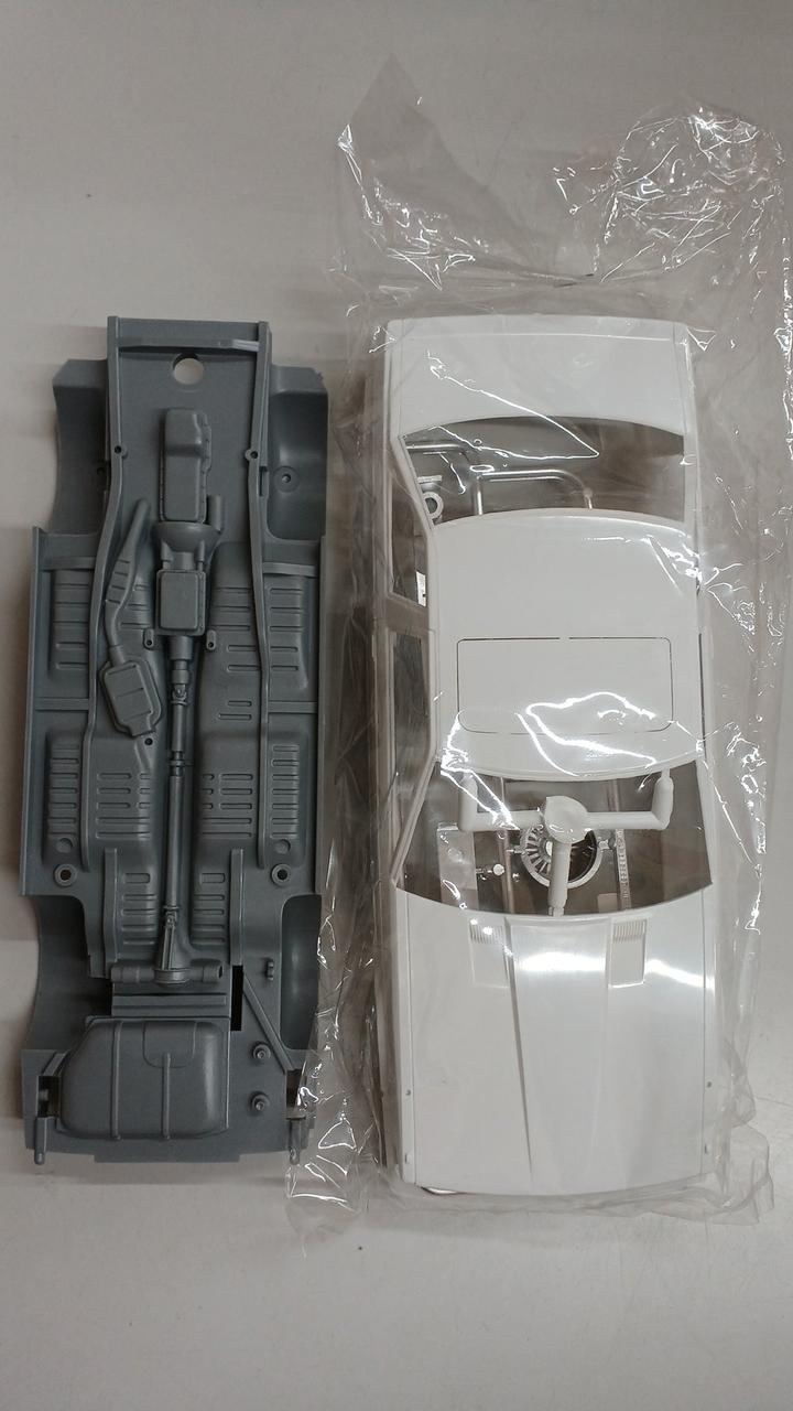 TAMIYA Toyota Sports Car Series 1/24 Soarer Aero Special - Banzai Thrifting | BanzaiHobby