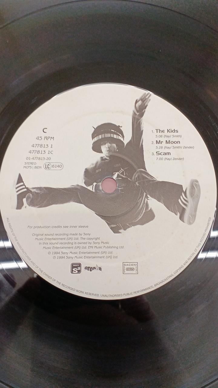 SONY SOHO SQUARE Western Music JAMIROQUAI / THE RETURN OF THE