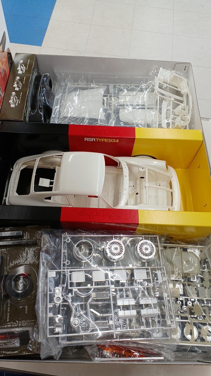 TAMIYA Big Scale Series NO.55 1/24 Porsche Turbo RSR (934 Racing)