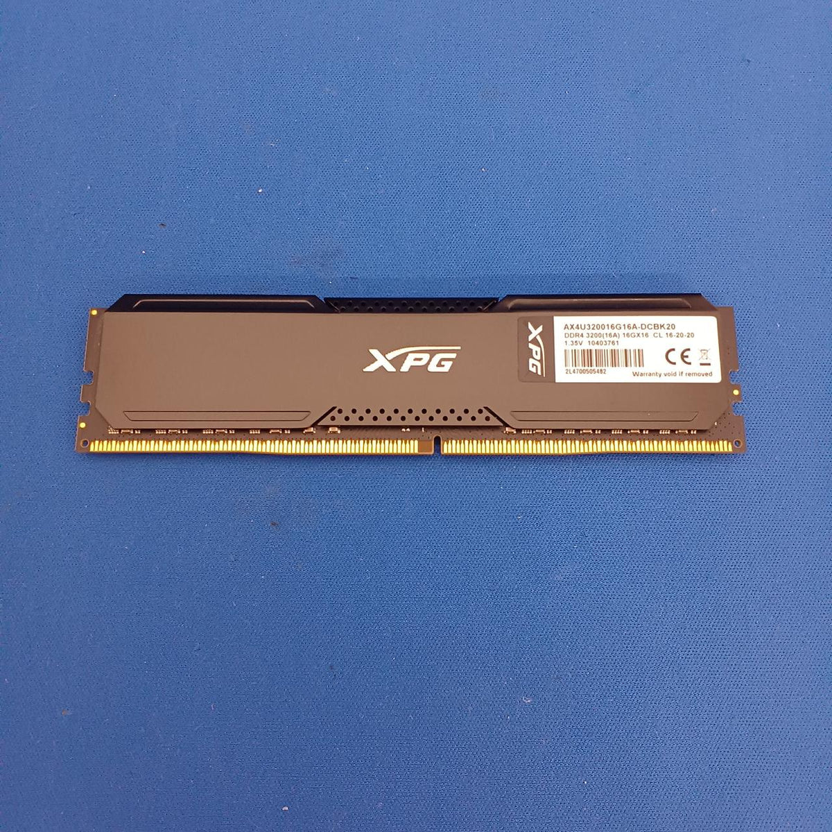 XPG DDR4/AX4U320016G16A-DCBK20 AX4U320016G16A-DCBK20