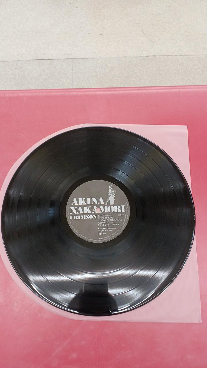 Warner Pioneer Japanese Music Akina Nakamori / Crimson