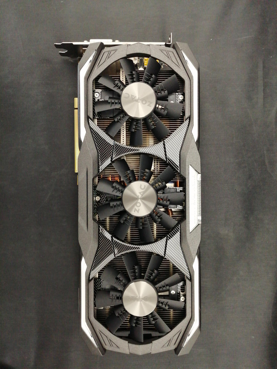 ZOTAC Graphics Board: GEFORCE GTX1080