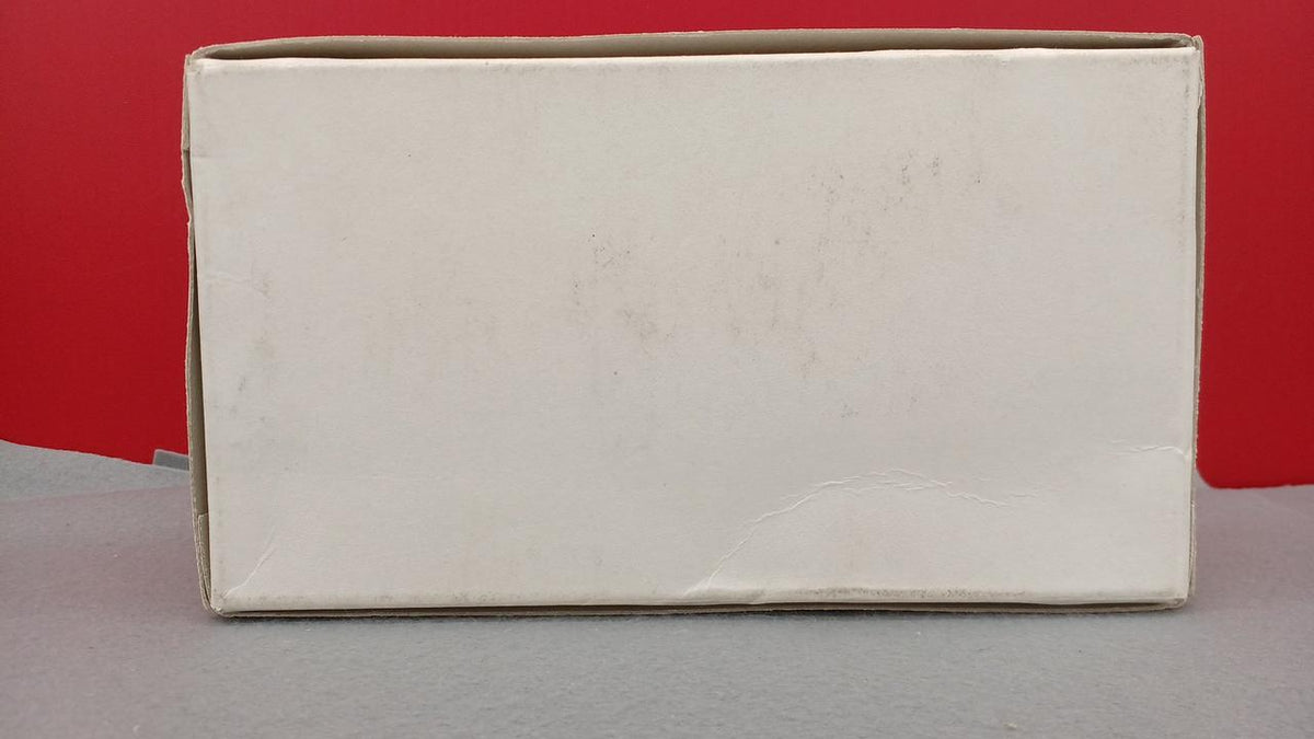 unclear Garage Kit Emma Sheen - Banzai Thrifting | BanzaiHobby