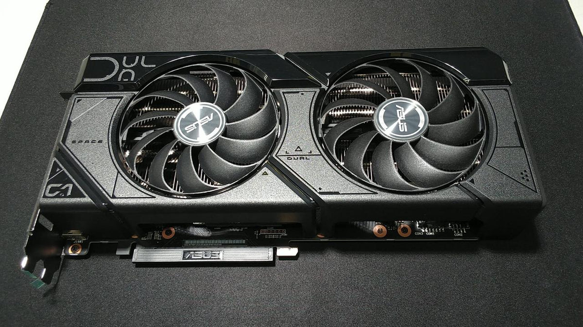 ASUS Graphics Card: DUAL-RX7700XT-O12G