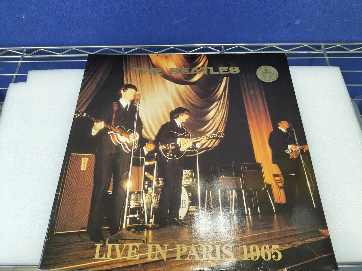 THE SWINGIN' PIG THE BEATLES LIVE IN PARIS 196 TSP 008-2
