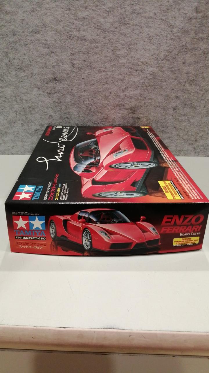 TAMIYA 1/24 Sports Car Series Enzo Ferrari Red Version