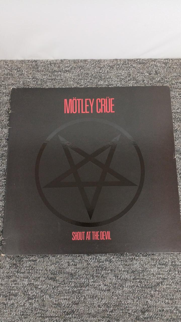 ELEKITRA MOTLEY CRU/ SHOUT AT THE DEVIL 60289-1