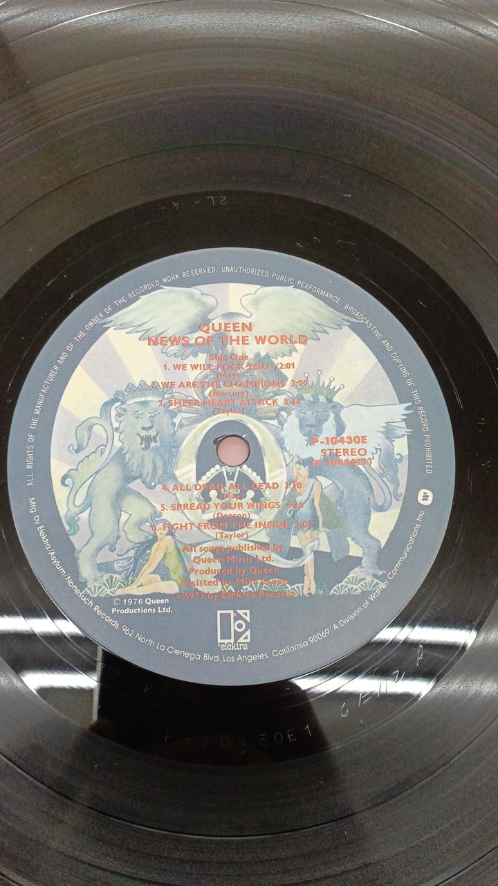 Warner Pioneer Queen / Dedicated to the World Queen / Dedicated to the World