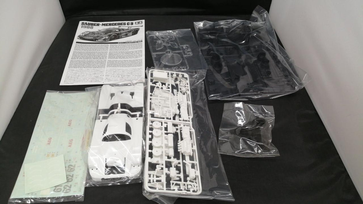 TAMIYA Plastic Model SAUBER-MERCEDES C 9 1988