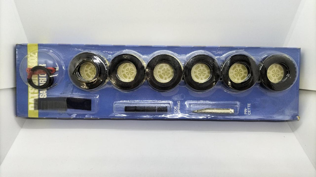 TAMIYA Fairlady 240Z Safari Spec / Unassembled