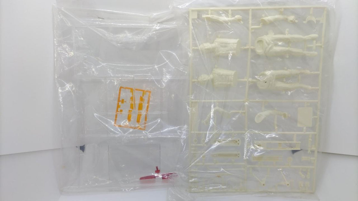 TAMIYA Fairlady 240Z Safari Spec / Unassembled
