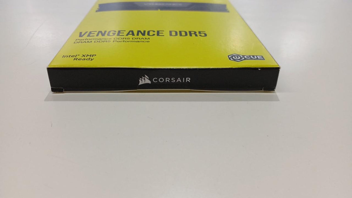 CORSAIR DDR5 16GB×2 CMK32GX5M2E6000C36