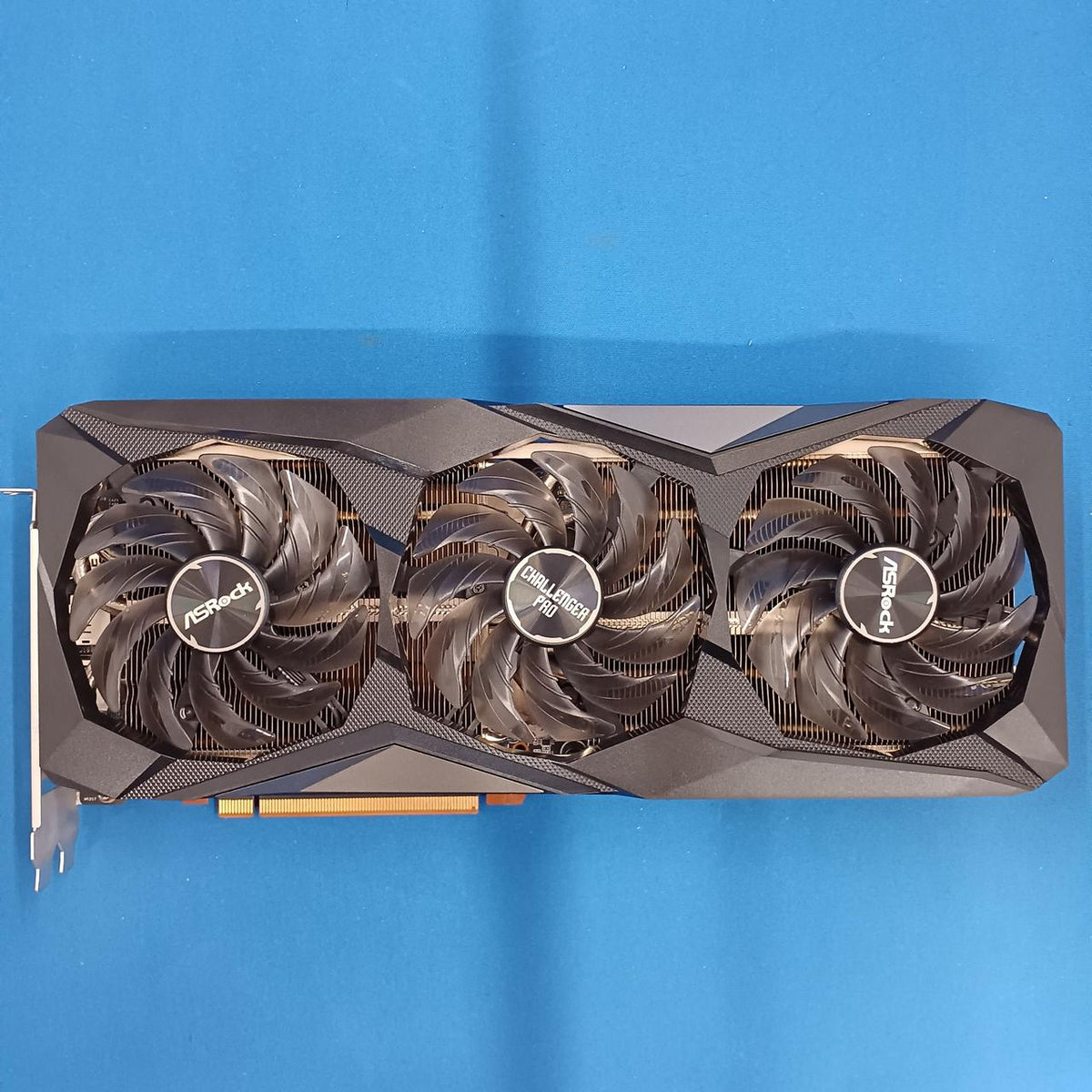 ASROCK Graphics Card/RX6800 CHALLENGER PR RX6800 CHALLENGER PRO
