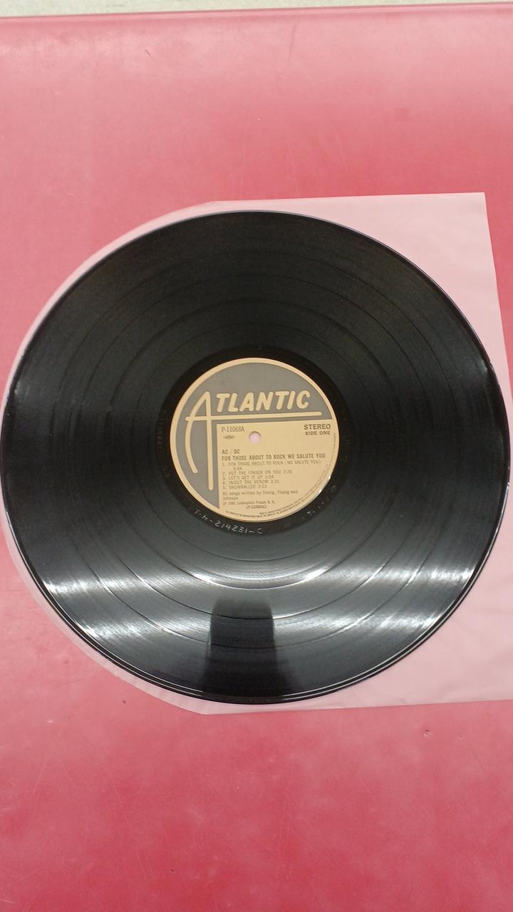 Warner Pioneer AC/DC: Devil's Invitation AC/DC: Devil's Invitation