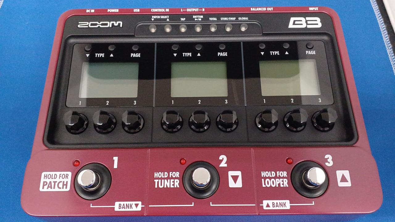 ZOOM Multi-Effects Pedal B3