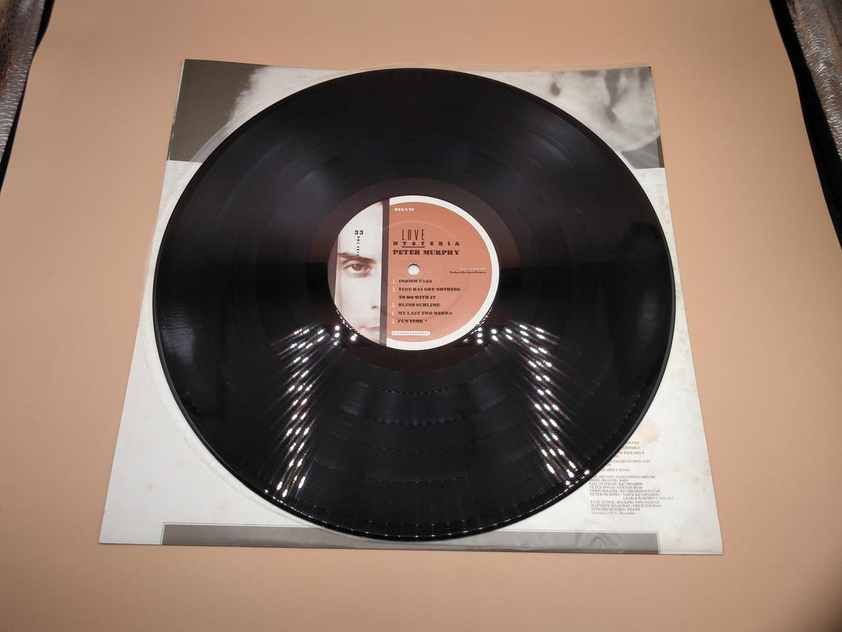 BEGGARS BANQUET LP Western Music LOVE HYSTERIA BEGA 92
