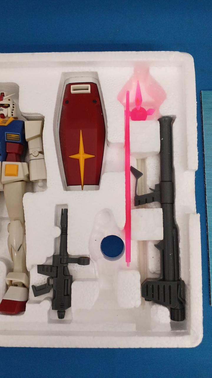 BANDAI Chogokin Movable Warrior Gundam GD-16