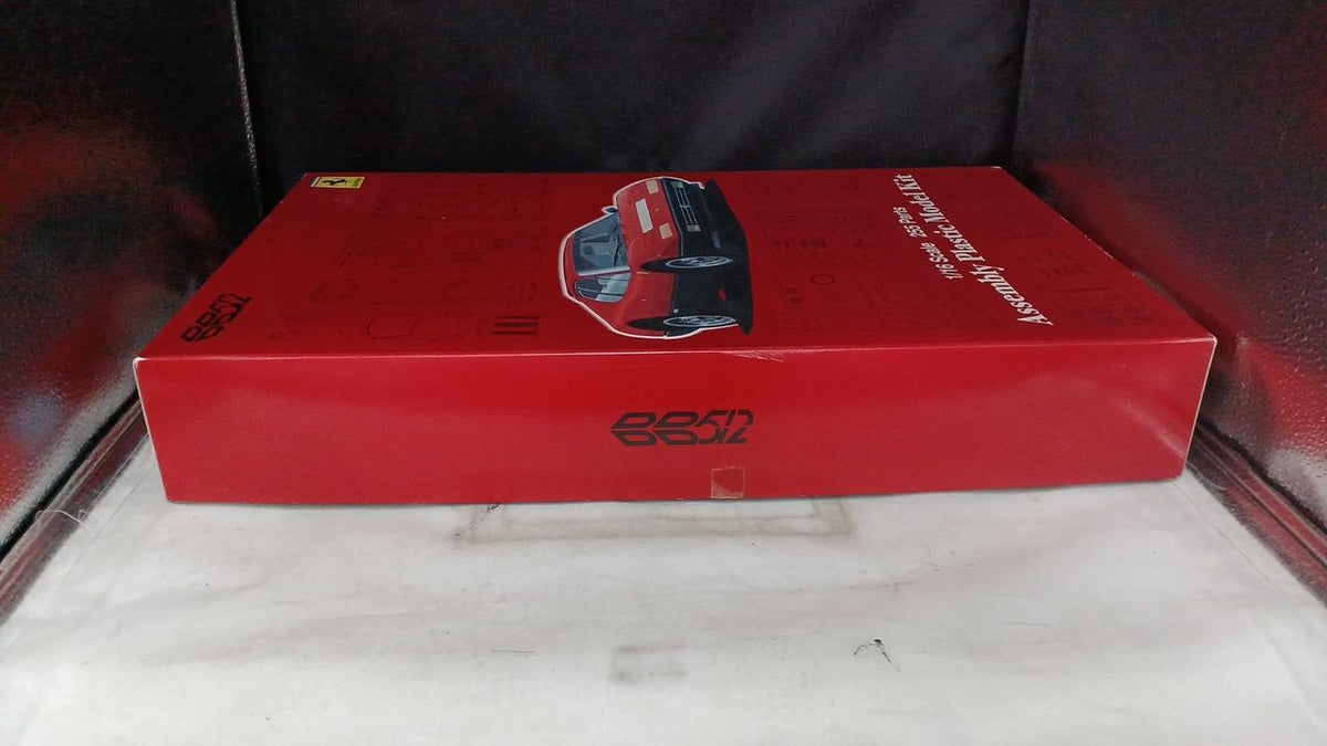 Fujimi Model Ferrari BB512 1/16