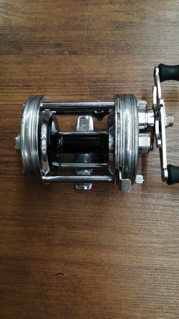 Abu Garcia 6500CS-R INTL TOP 10 ROCKET BCAST REEL