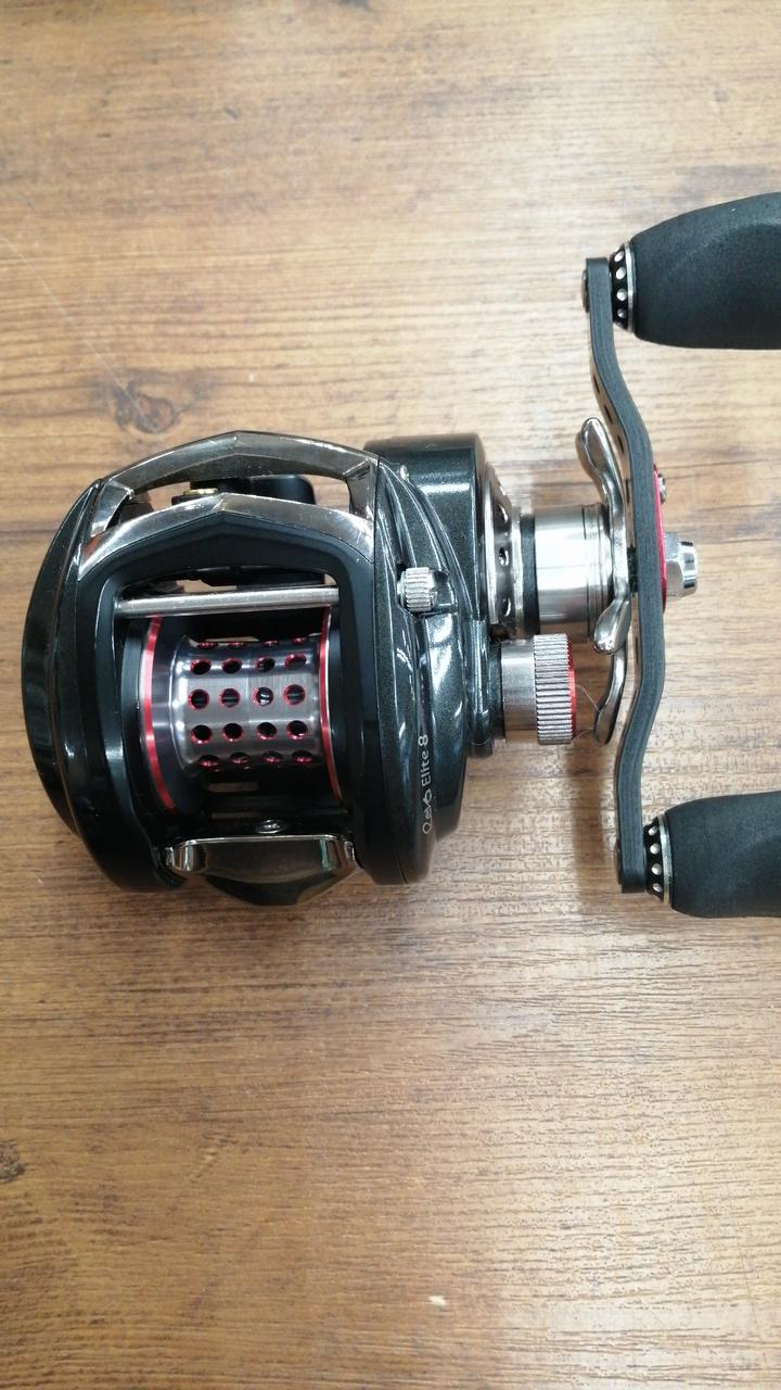 baitcasting reel cheap revo Abu Garcia X Low Profile With 18lbs of Power Stack Carbon Matrix drag and a blazing fast 10.1 Abu Garcia Revo Inshore Baitcasting