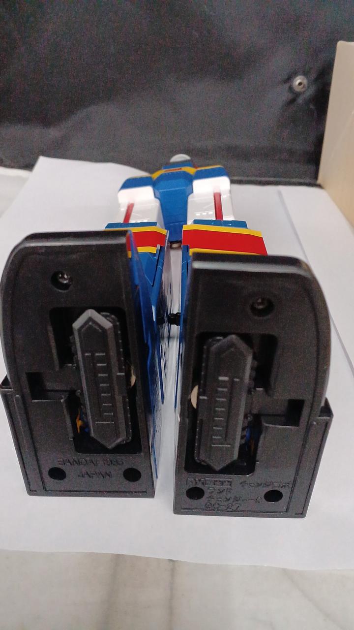 BANDAI DX Chogokin Change Robo Dengeki Sentai Changeman