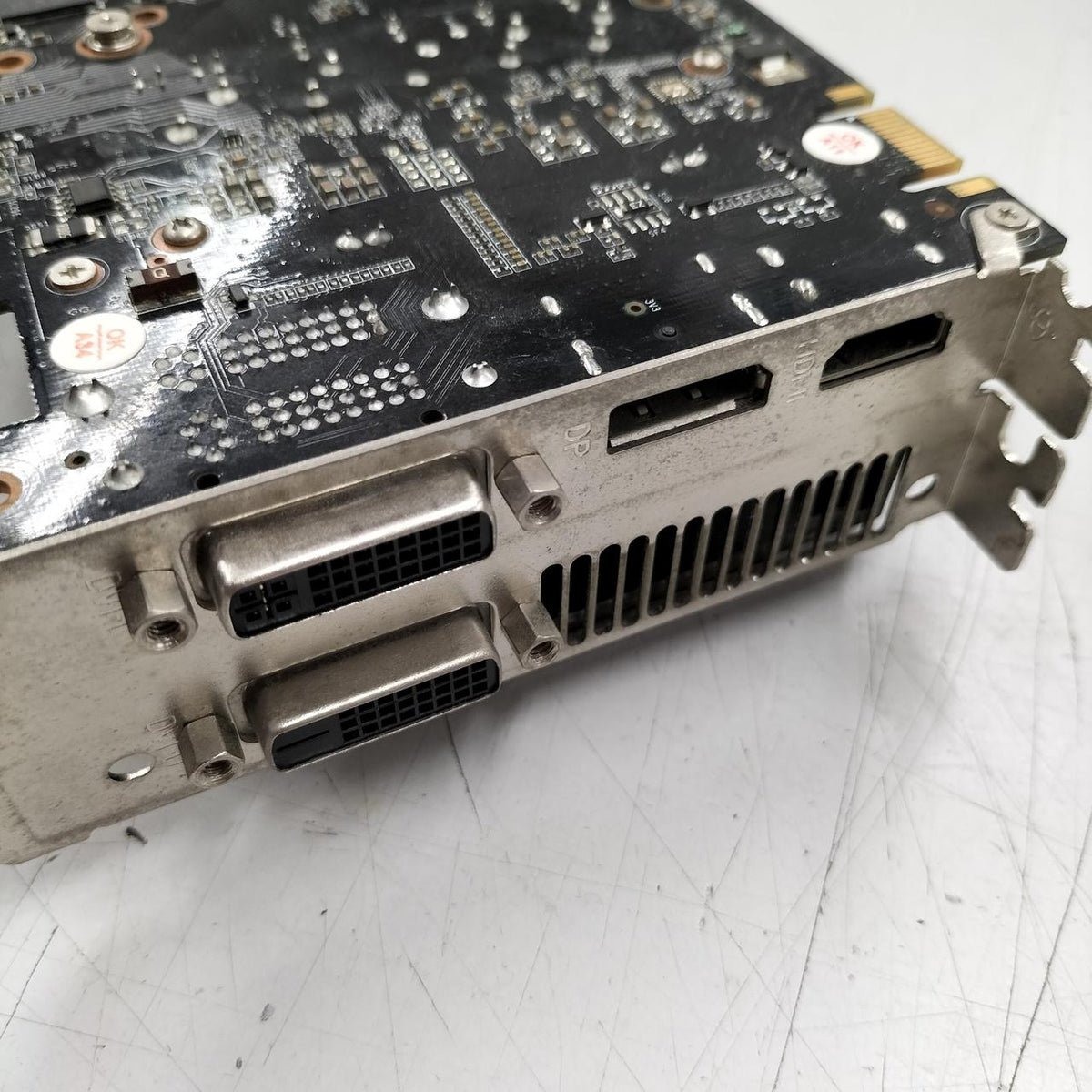 JETSTREAM Style Graphics Board: GTX960 JETSTREAM 4096M