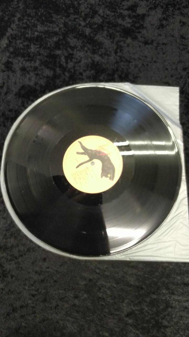 - Record MKF1003