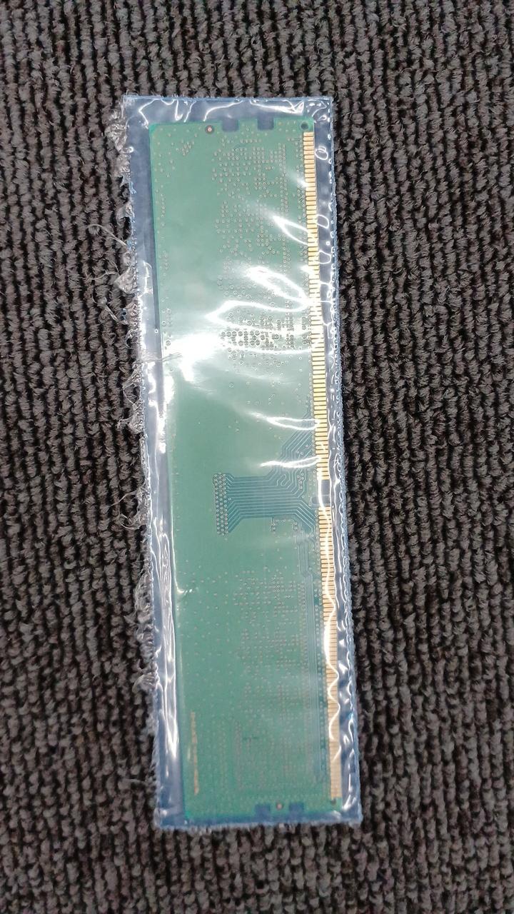 SAMSUNG DDR4 Desktop Memory CN M378A1K43CB2