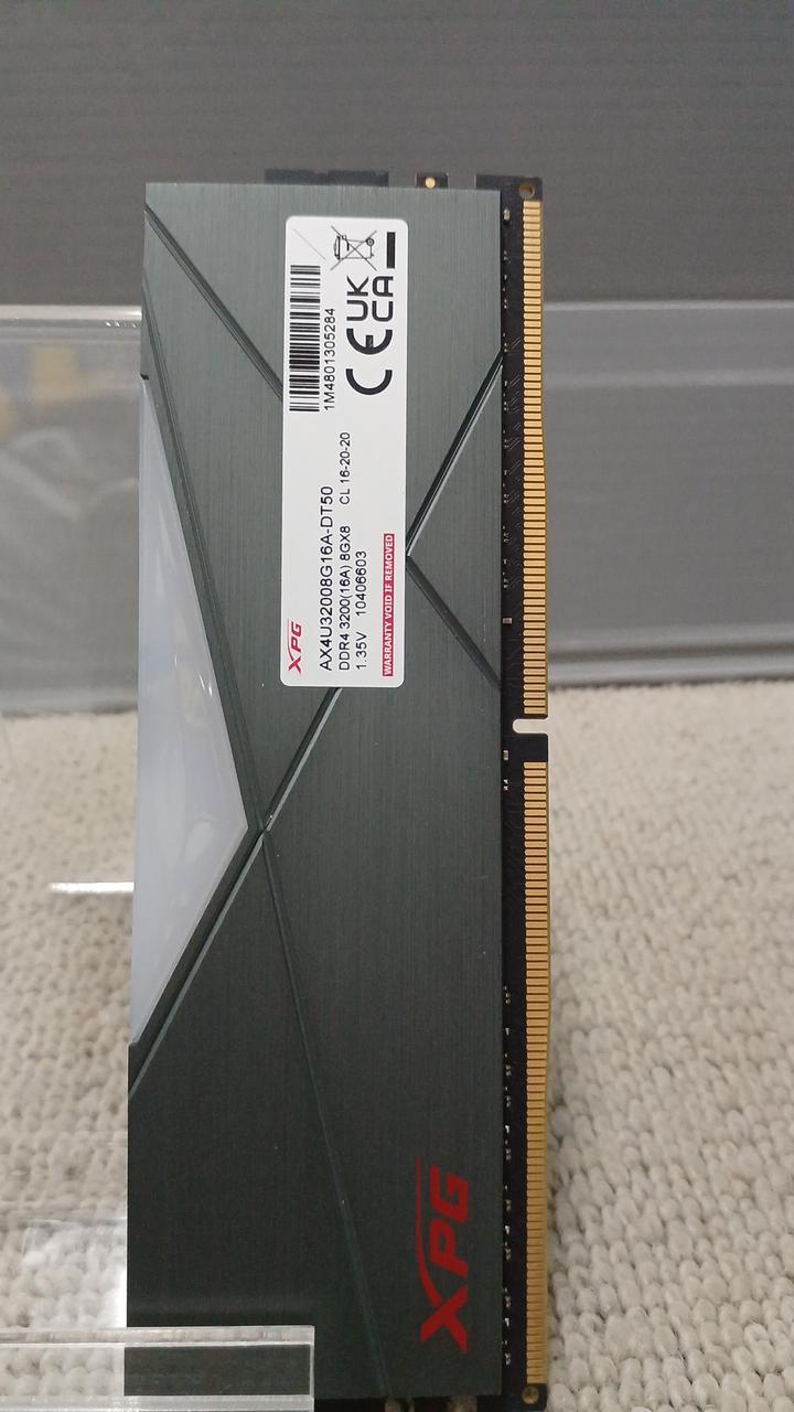 XPG Memory AX4U32008G16A-DT50