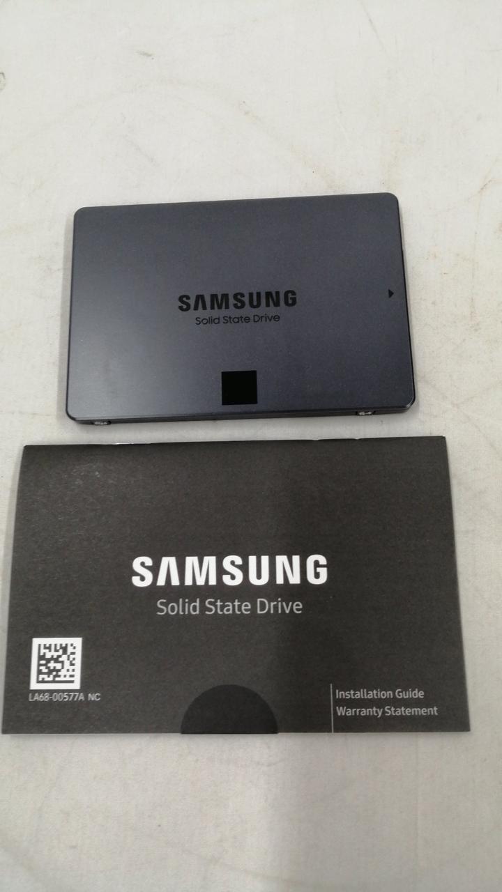 SAMSUNG SSD 8TB MZ-77Q8T0B/IT