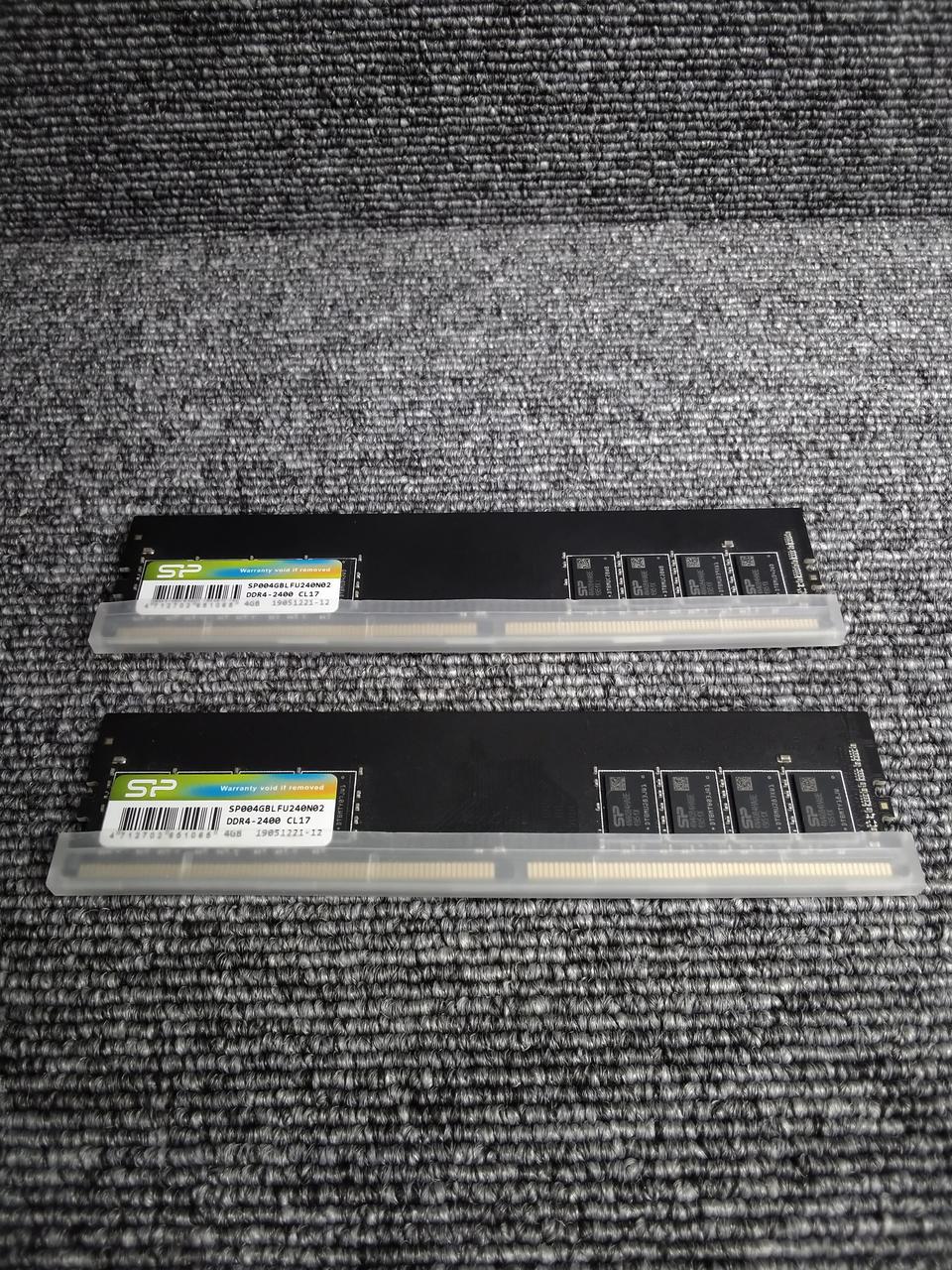 SP Memory: DDR4-2400 CL17
