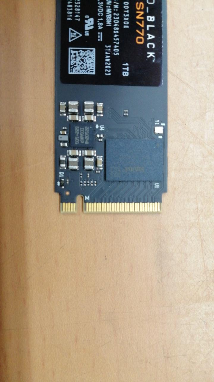 WD BLACK M.2 SSD(1TB) SN770(WD100T3X0E)