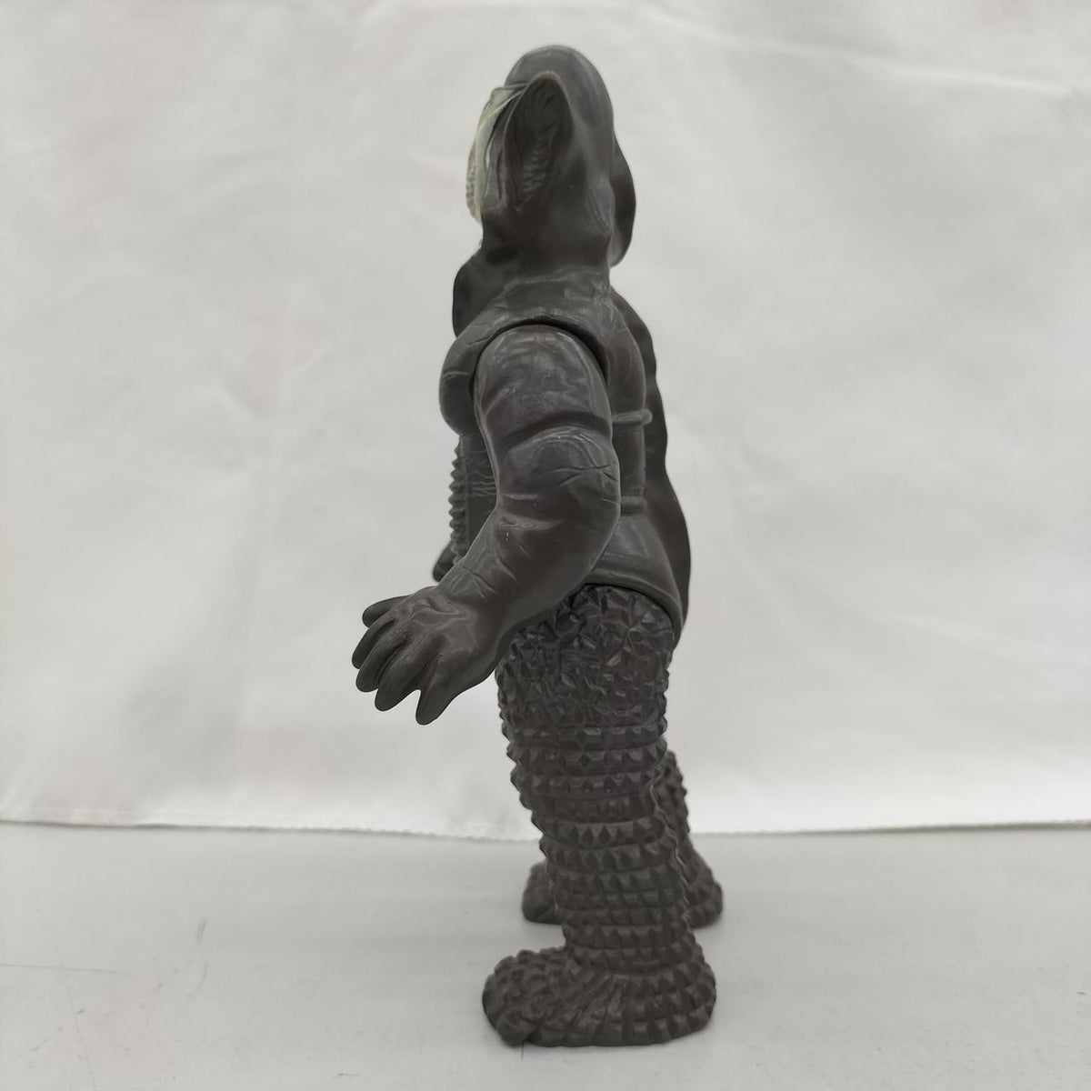 Burmak Kaiju Soft Vinyl Film: Mephilas Alien - Burmak Banzai Hobby
