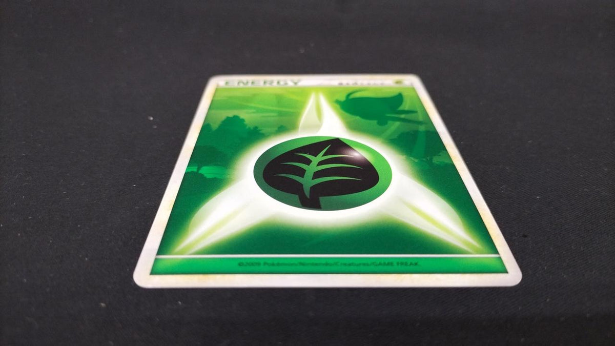 Pokémon Basic Grass Energy LEGEND - Banzai Thrifting | BanzaiHobby